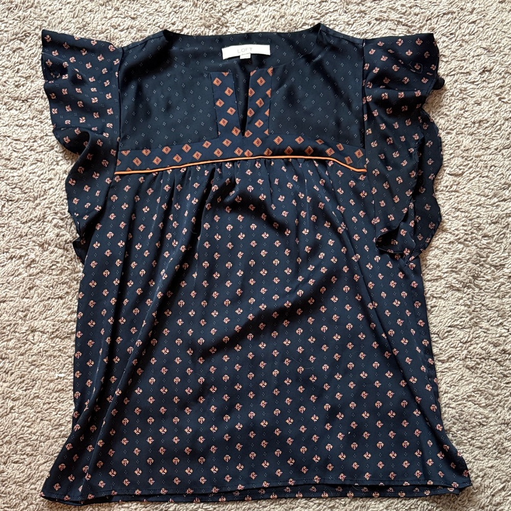 Loft Women's Navy and Orange Patterned Top